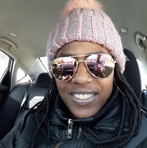 Meet your Posher, Shae